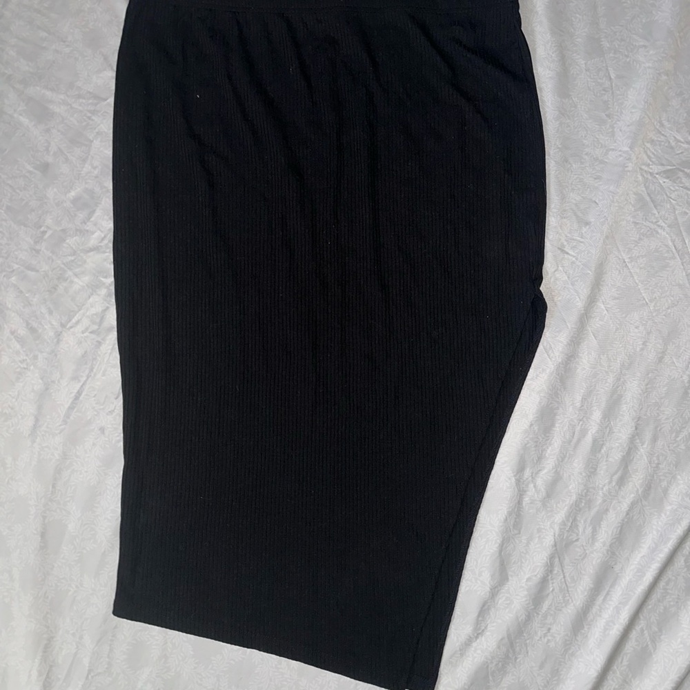 SHEIN Black Midi Skirt